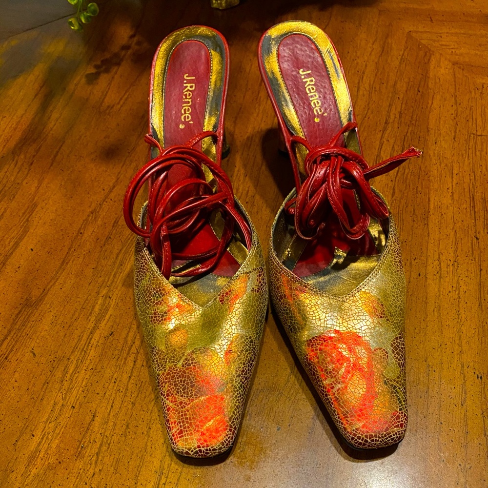 J.RENEE LEATHER MULES WITH WRAP-A-ROUND TIES